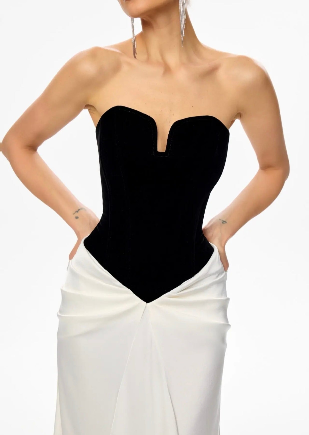 Cecily Glam Dress